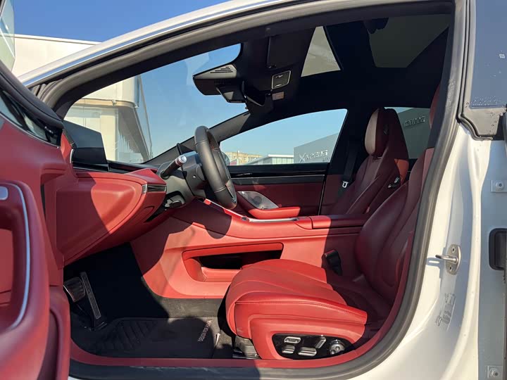 Фото 6 - Luxeed S7