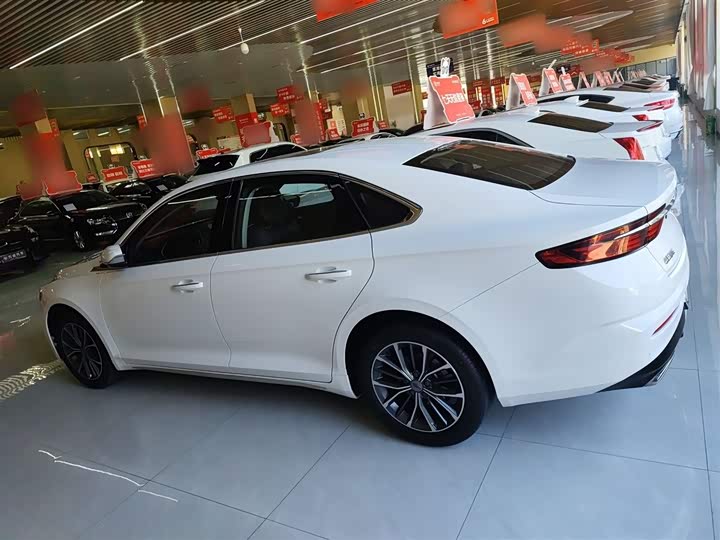 Фото 5 - Geely Preface