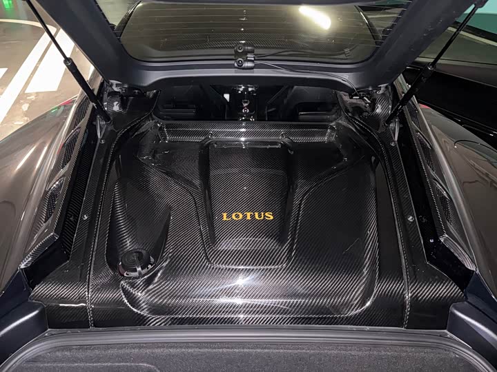 Фото 4 - Lotus Emira