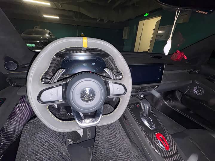 Фото 8 - Lotus Emira