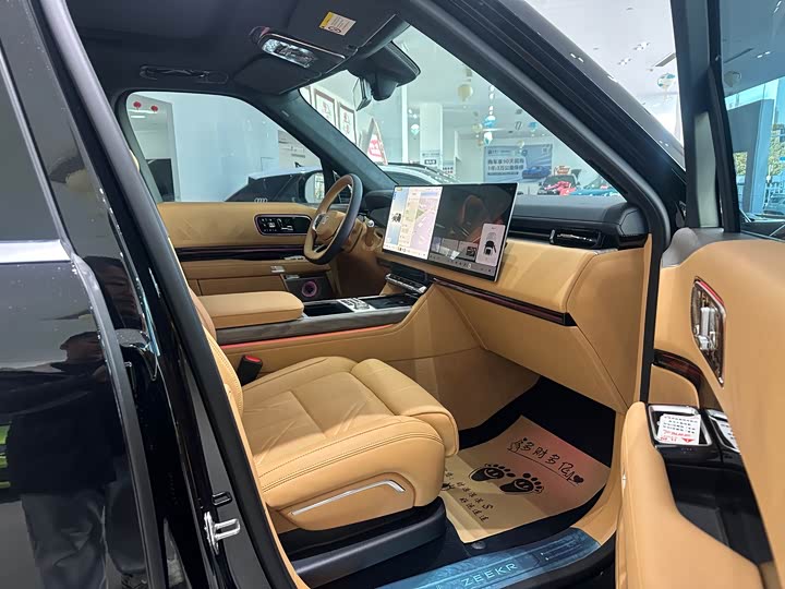 Фото 4 - Zeekr 9X