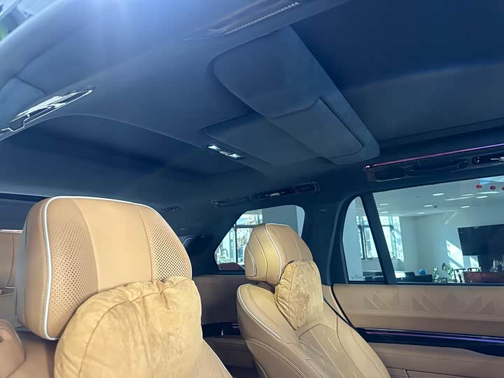 Фото 9 - Zeekr 9X