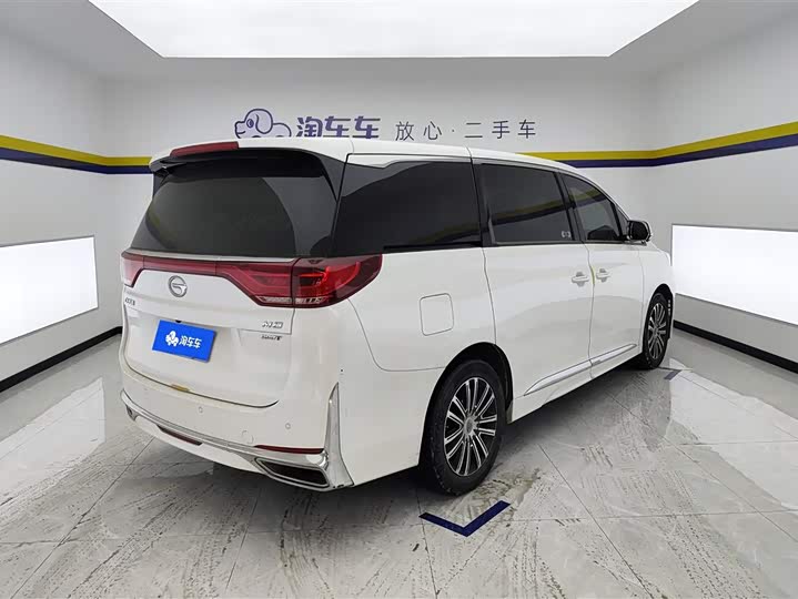 Фото 3 - GAC Trumpchi M8