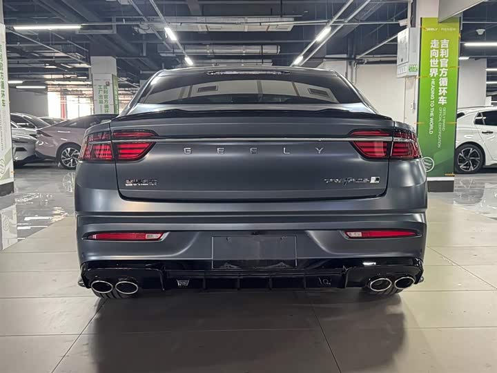 Фото 9 - Geely Preface