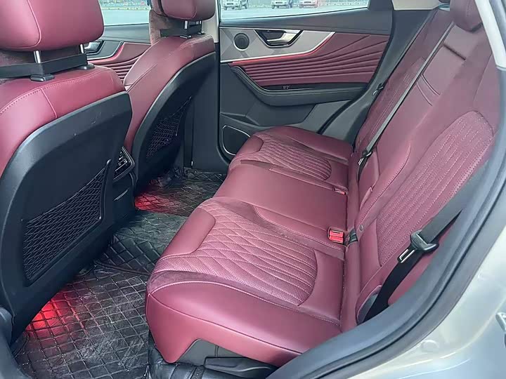 Фото 5 - Hongqi HS5