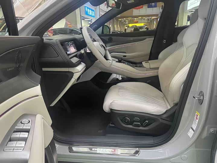 Фото 4 - Denza N7