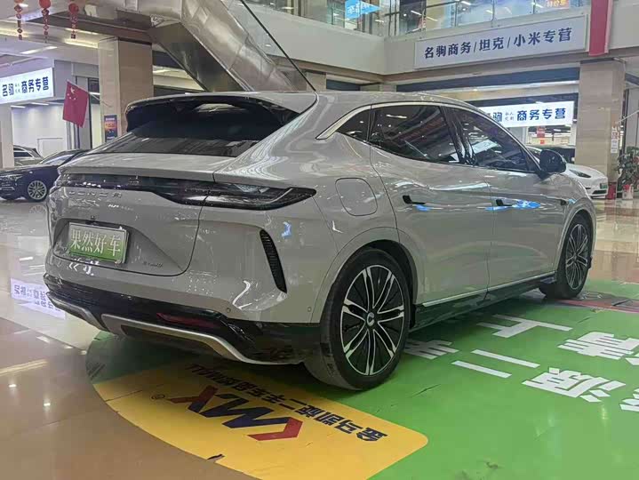 Фото 8 - Denza N7