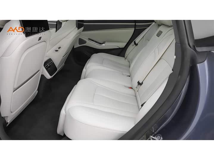 Фото 7 - Denza Z9