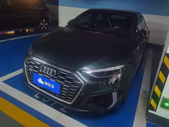 Фото 1 - Audi A3