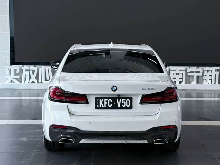 Фото 4 - BMW 5 Series