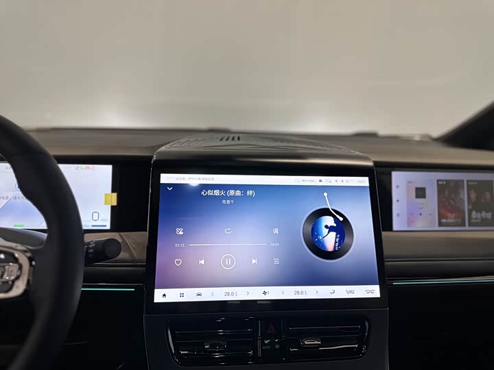 Фото 9 - GAC Trumpchi E9