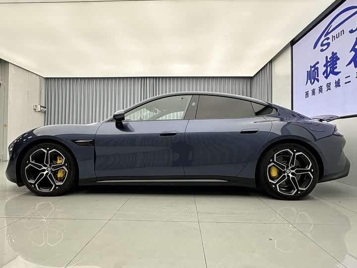 Фото 4 - Xiaomi SU7