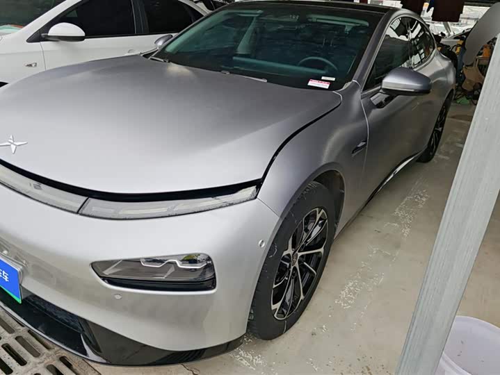 Фото 1 - XPeng P7