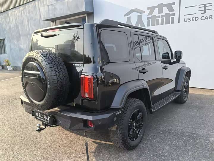 Фото 7 - Tank 300