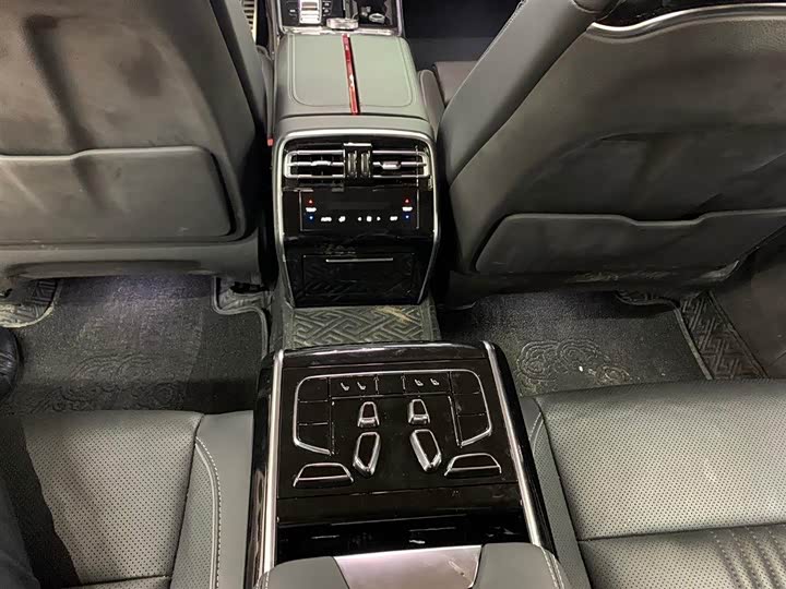 Фото 6 - Hongqi H9