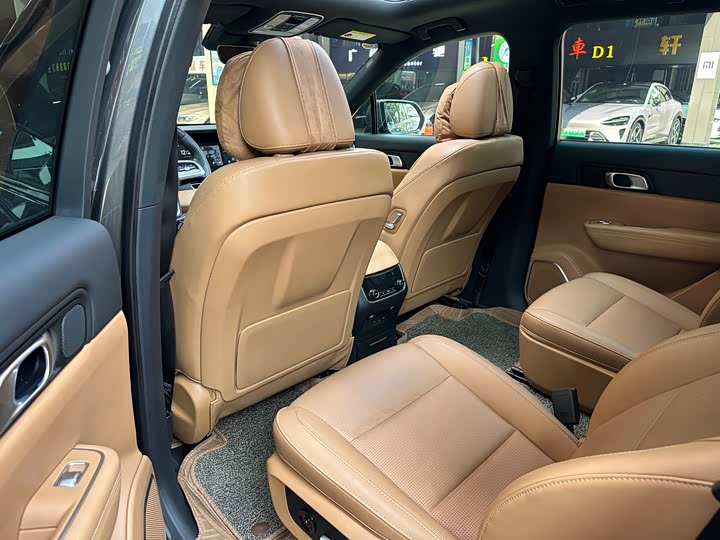 Фото 6 - LiXiang One