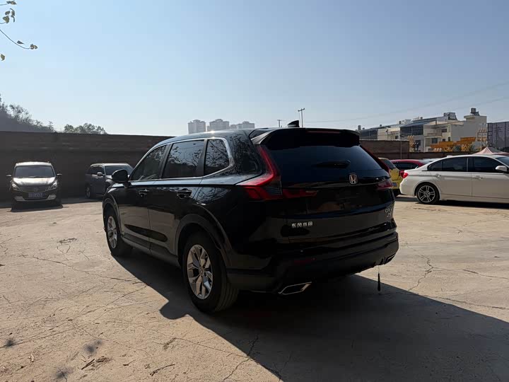 Фото 8 - Honda CR-V