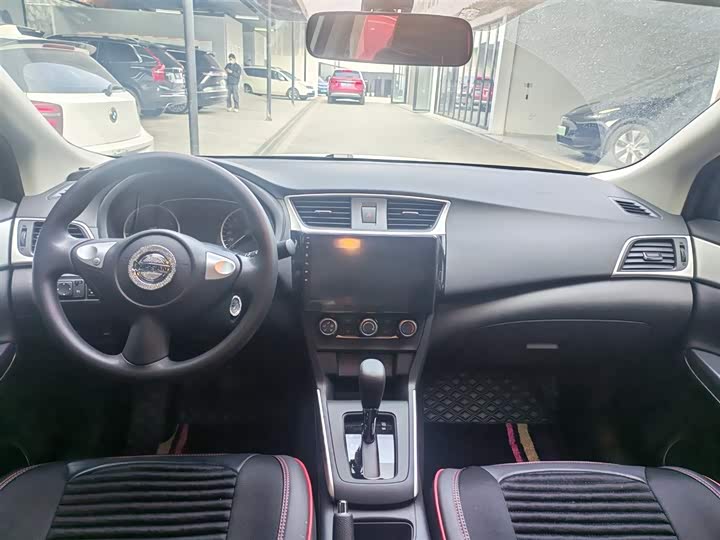 Фото 4 - Nissan Sylphy