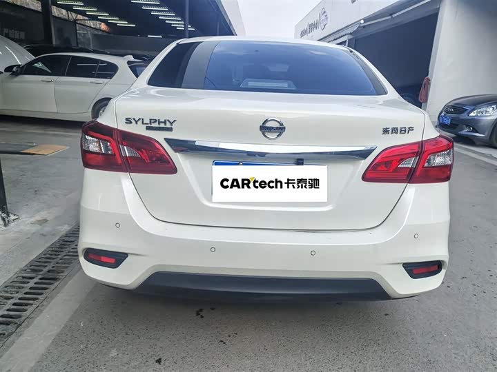 Фото 9 - Nissan Sylphy