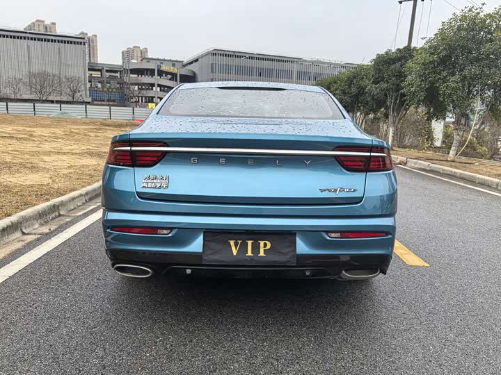 Фото 6 - Geely Preface