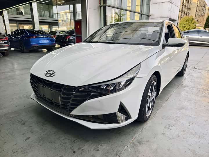 Фото 1 - Hyundai Elantra N line