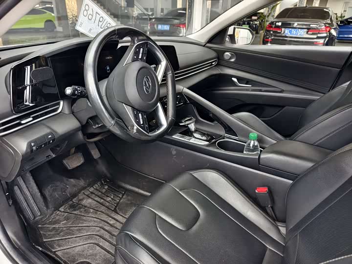 Фото 6 - Hyundai Elantra N line