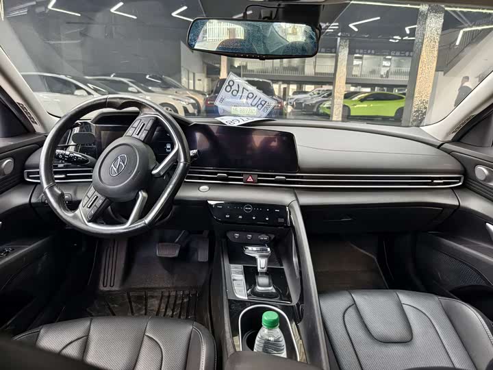 Фото 8 - Hyundai Elantra N line