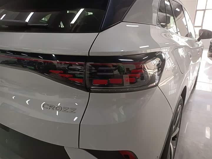 Фото 8 - Volkswagen ID.4 Crozz