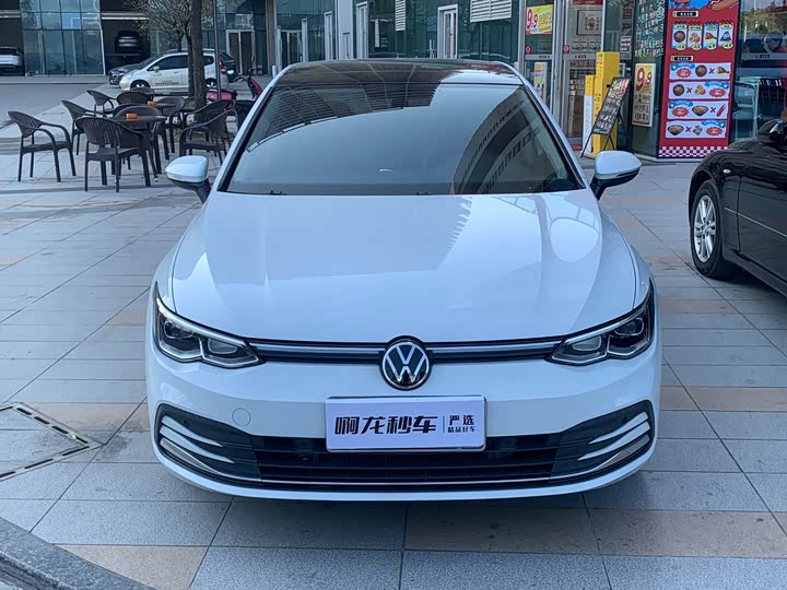 Фото 2 - Volkswagen Golf