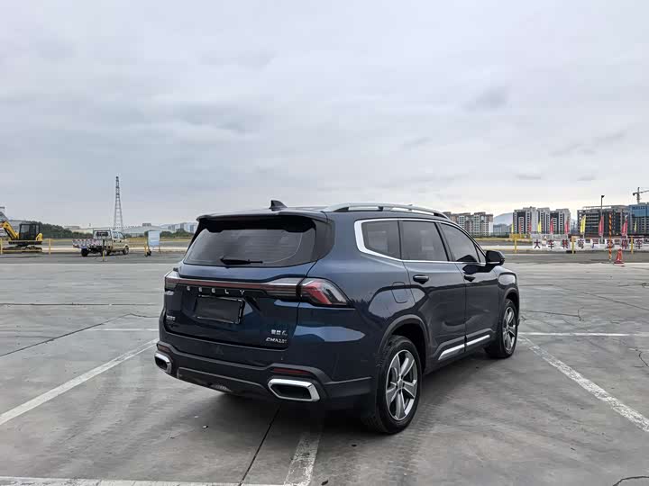 Фото 6 - Geely Okavango L