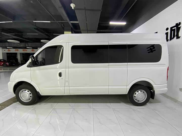 Фото 4 - Maxus V80