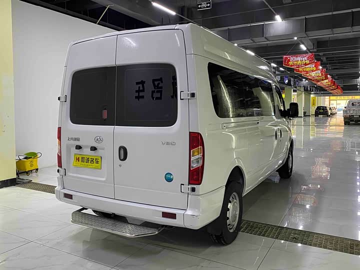 Фото 5 - Maxus V80