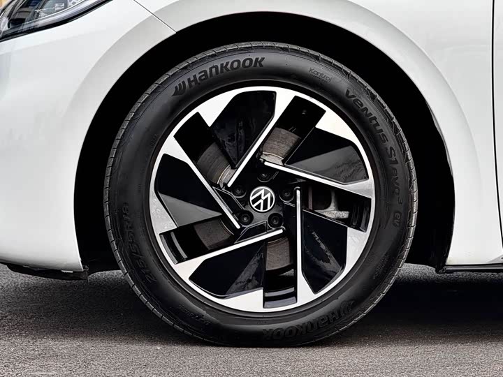 Фото 8 - Volkswagen ID.3