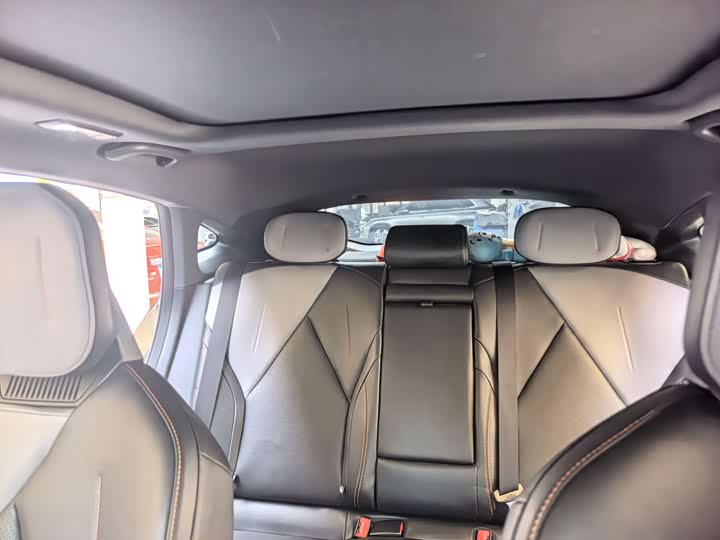 Фото 8 - Changan UNI-V