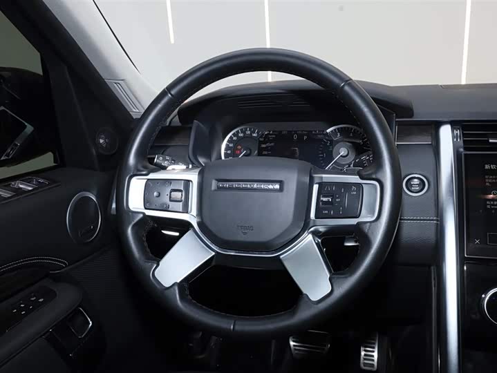 Фото 9 - Land Rover Discovery