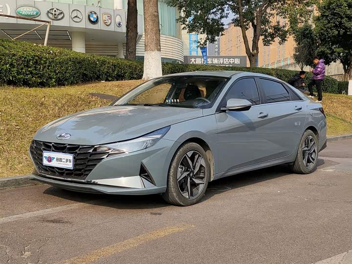 Фото 1 - Hyundai Elantra N line