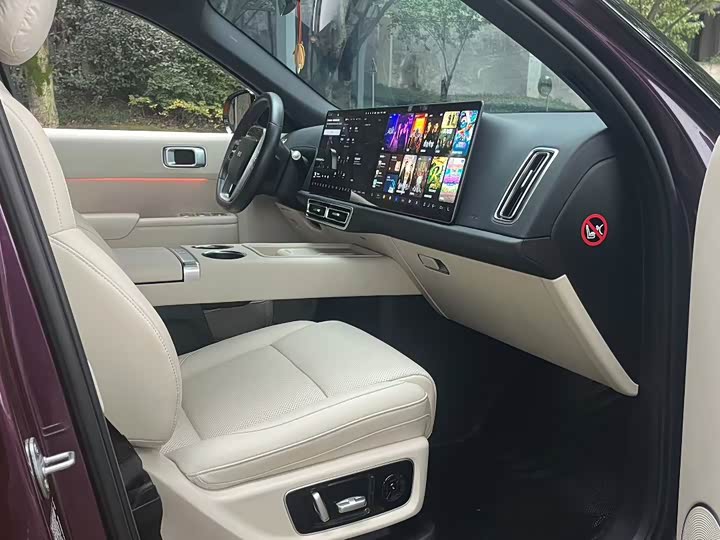 Фото 6 - LiXiang L9