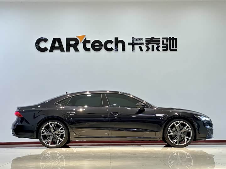 Фото 5 - Audi A7L