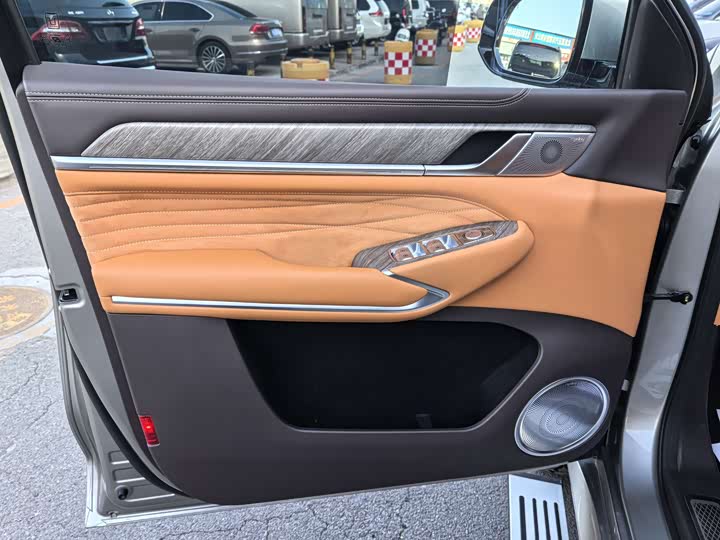 Фото 8 - Tank 500