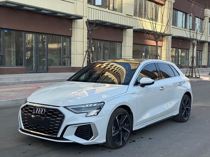 Фото 1 - Audi A3