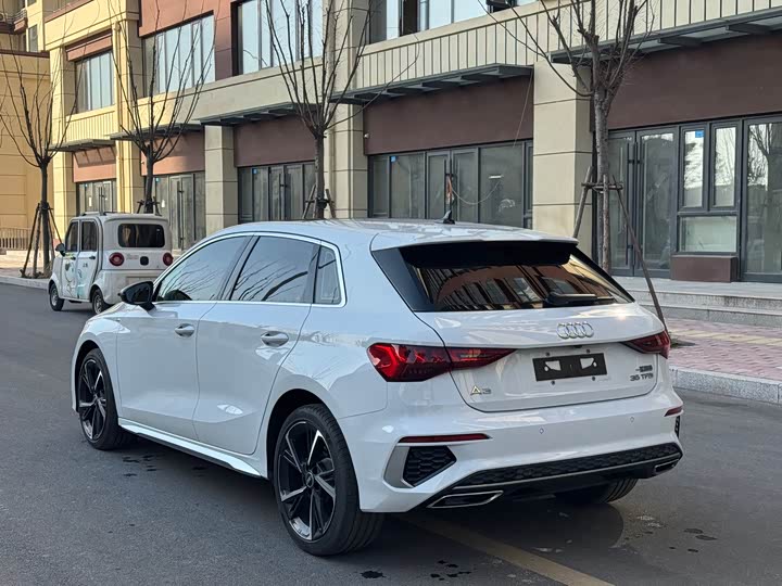 Фото 7 - Audi A3