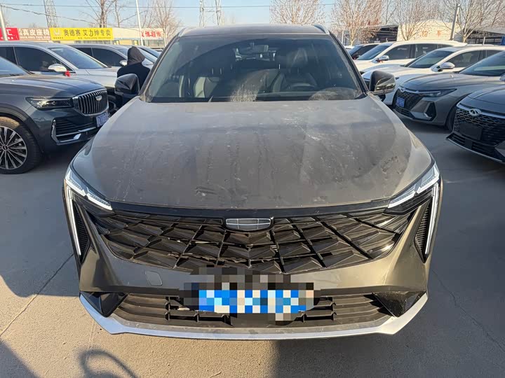 Фото 2 - Geely Atlas