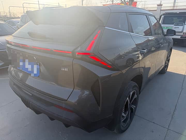 Фото 6 - Geely Atlas