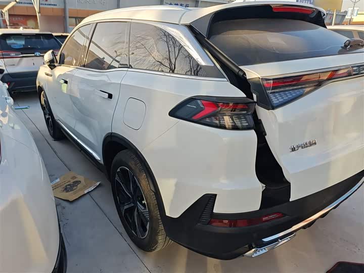 Фото 5 - Beijing X7