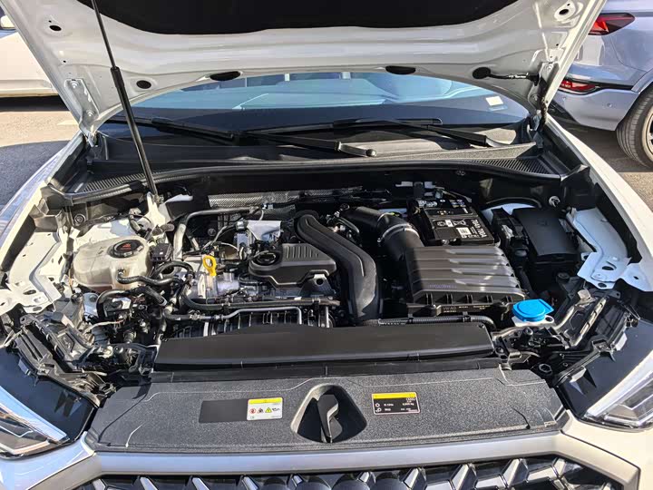 Фото 3 - Audi Q3