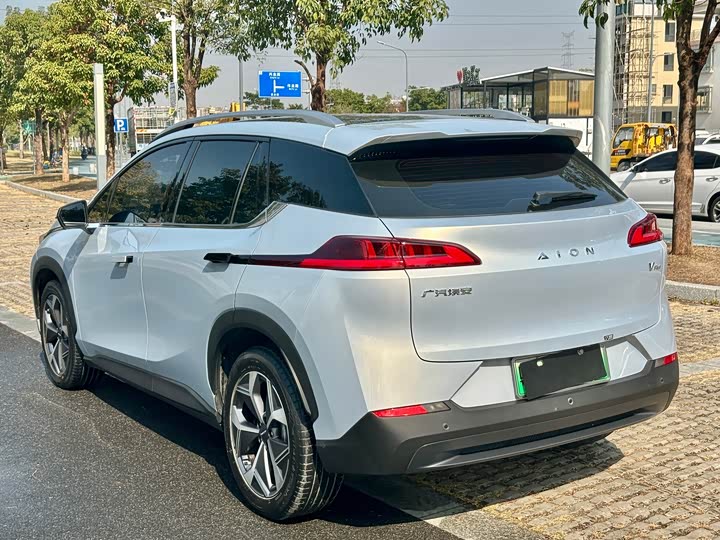 Фото 4 - GAC Aion V