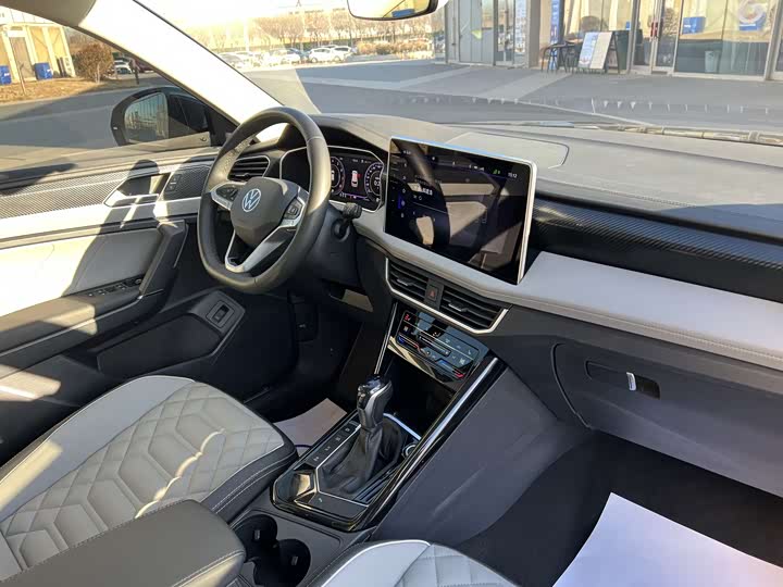 Фото 8 - Volkswagen Tayron