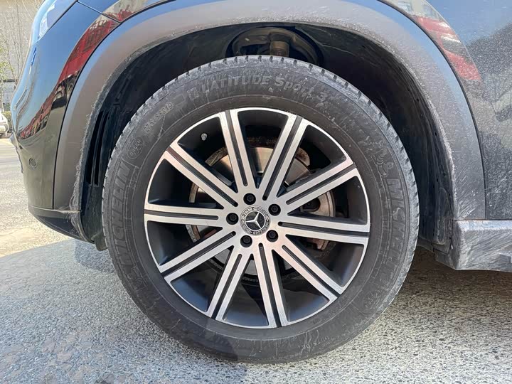 Фото 9 - Mercedes-Benz GLE-Class