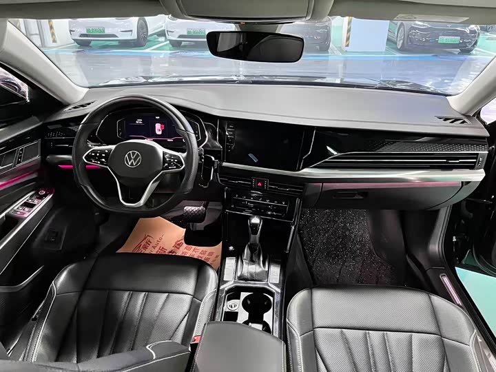 Фото 5 - Volkswagen Passat