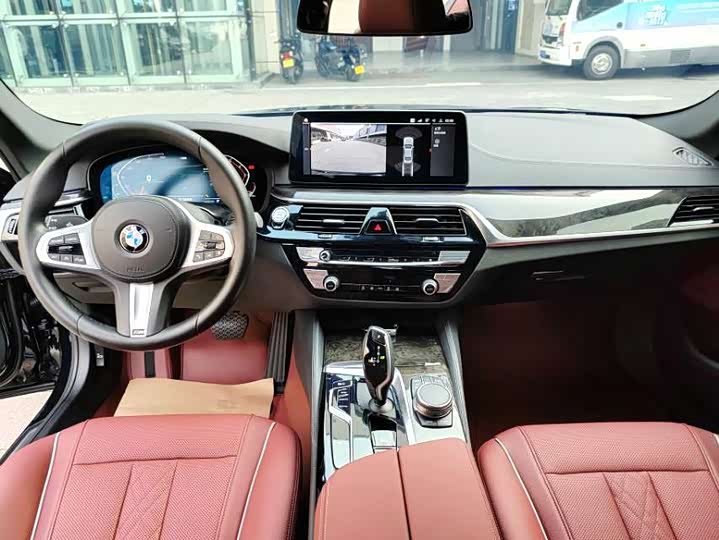 Фото 4 - BMW 5 Series